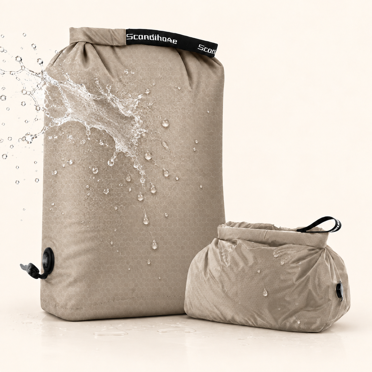 ScandiHome OEM-2354 Gray compression packing bag with illustrative water splash and surface droplets